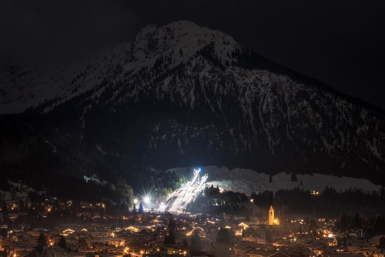 Kurzzeitdomizil In Oberstdorf Apartment Luaran gambar